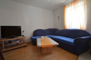 Studio | Living area | TV - Zdenac Studio (Rovinj)