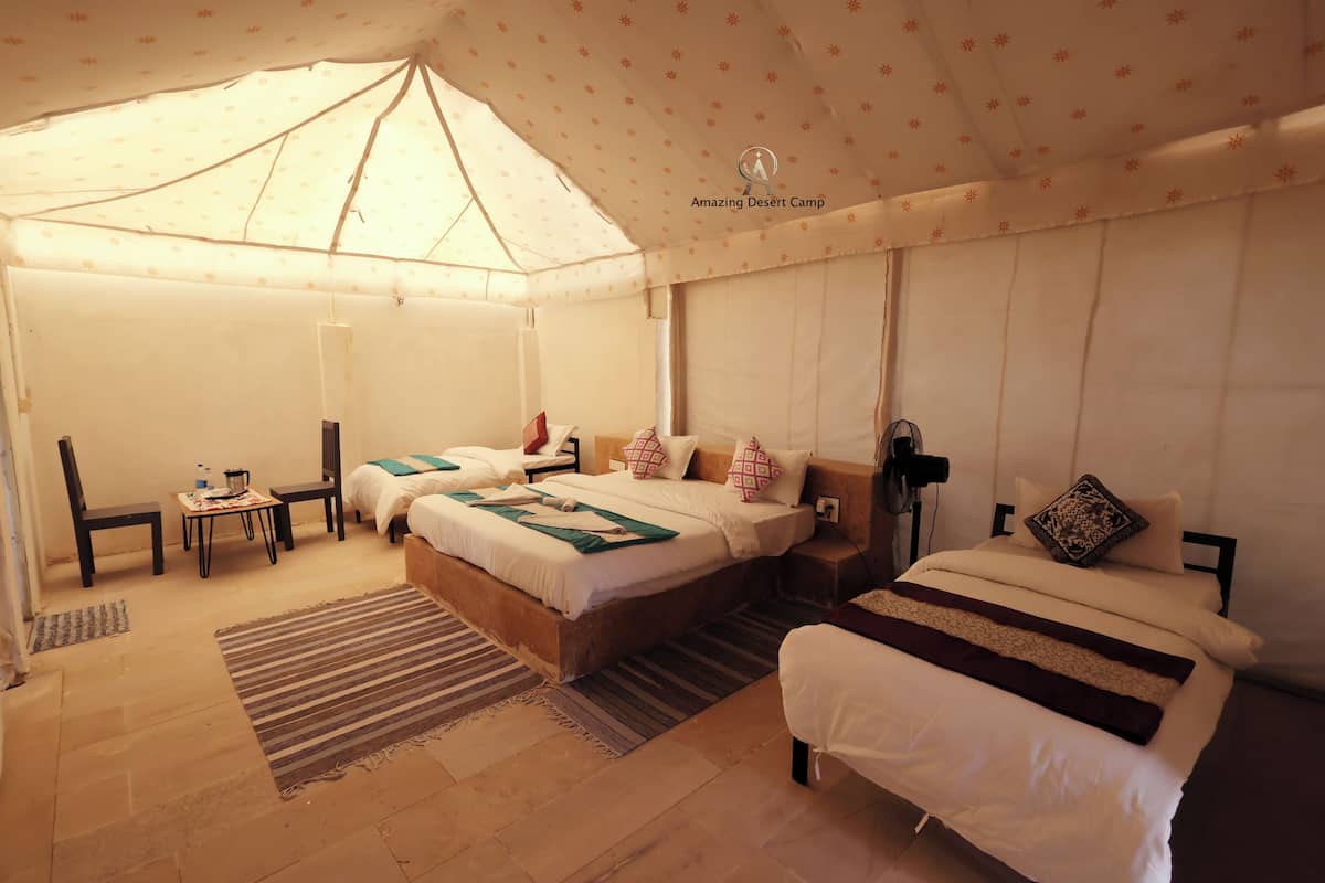 Tente Deluxe, 1 lit double, vue sur le complexe, rez-de-chaussée | Vue du balcon