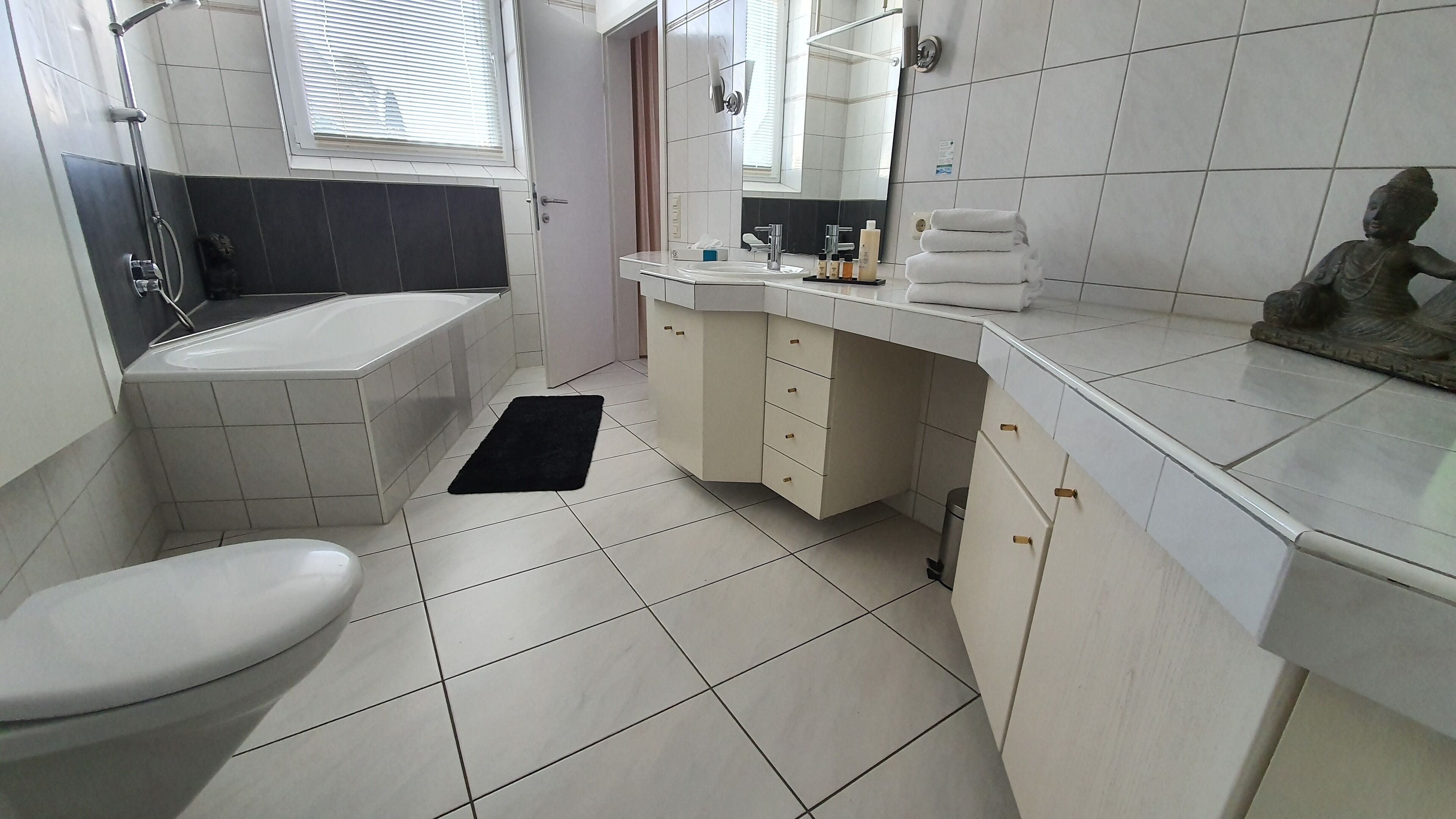 comfort double room | bathroom | free toiletries, hair dryer, towels