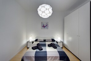 Appartamento (2 Bedrooms) | 2 camere, postazione laptop, ferro/asse da stiro, Wi-Fi gratuito