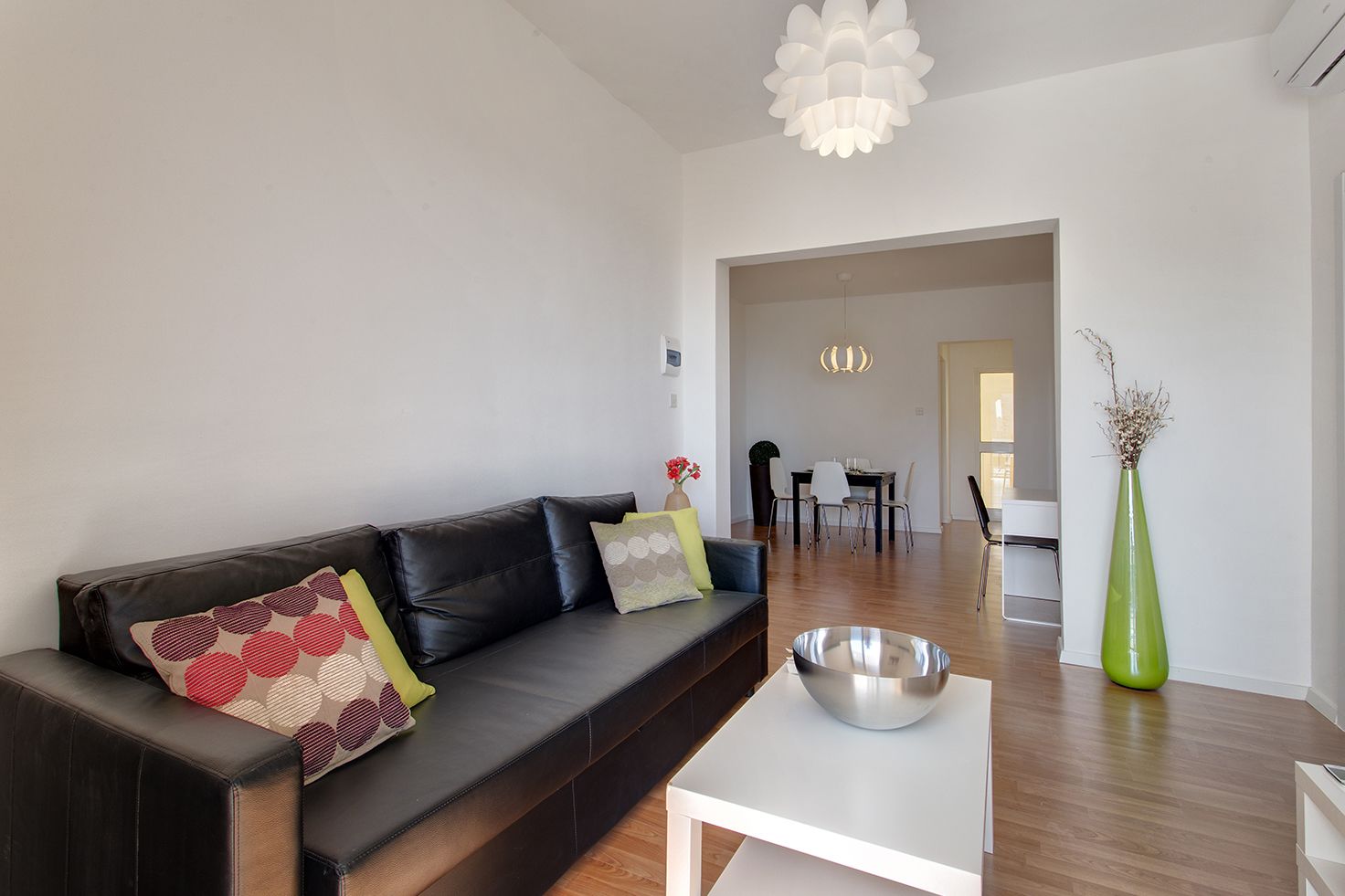 Apartment, 2 Bedrooms, Balcony, Sea View | Living room | TV