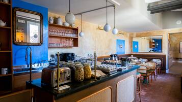 Gratis kontinental morgenmad hver dag