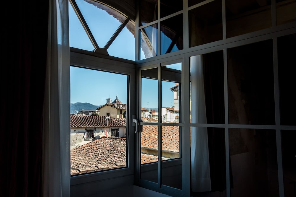 Oltrarno Splendid by null
