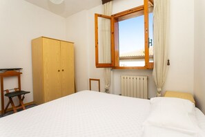 3 habitaciones y ropa de cama 