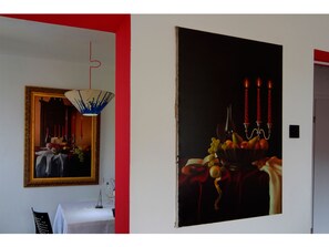 Classic Apartment | Room amenity