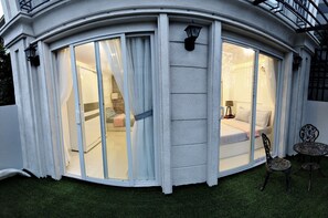 Romantic Apartment, 2 Bedrooms, City View | Terrace/patio