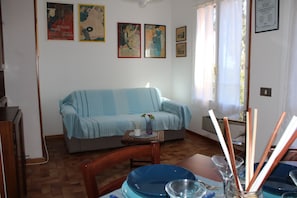 Apartment, 1 Bedroom | Living area | Flat-screen TV - Art Apartment Capo D'Arco (Rio)