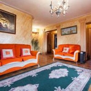 Apartment, 2 Bedrooms | Living area