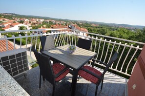 Leilighet, 3 soverom | Balkong