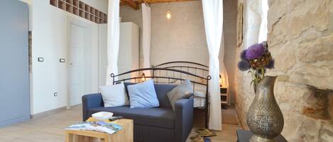 Studio, Meerblick | Wohnbereich | Flachbildfernseher