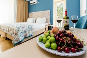 Standard Double or Twin Room, Balcony | Premium bedding, blackout drapes, iron/ironing board, travel crib - Gvino Minda Hotel (Tbilisi)