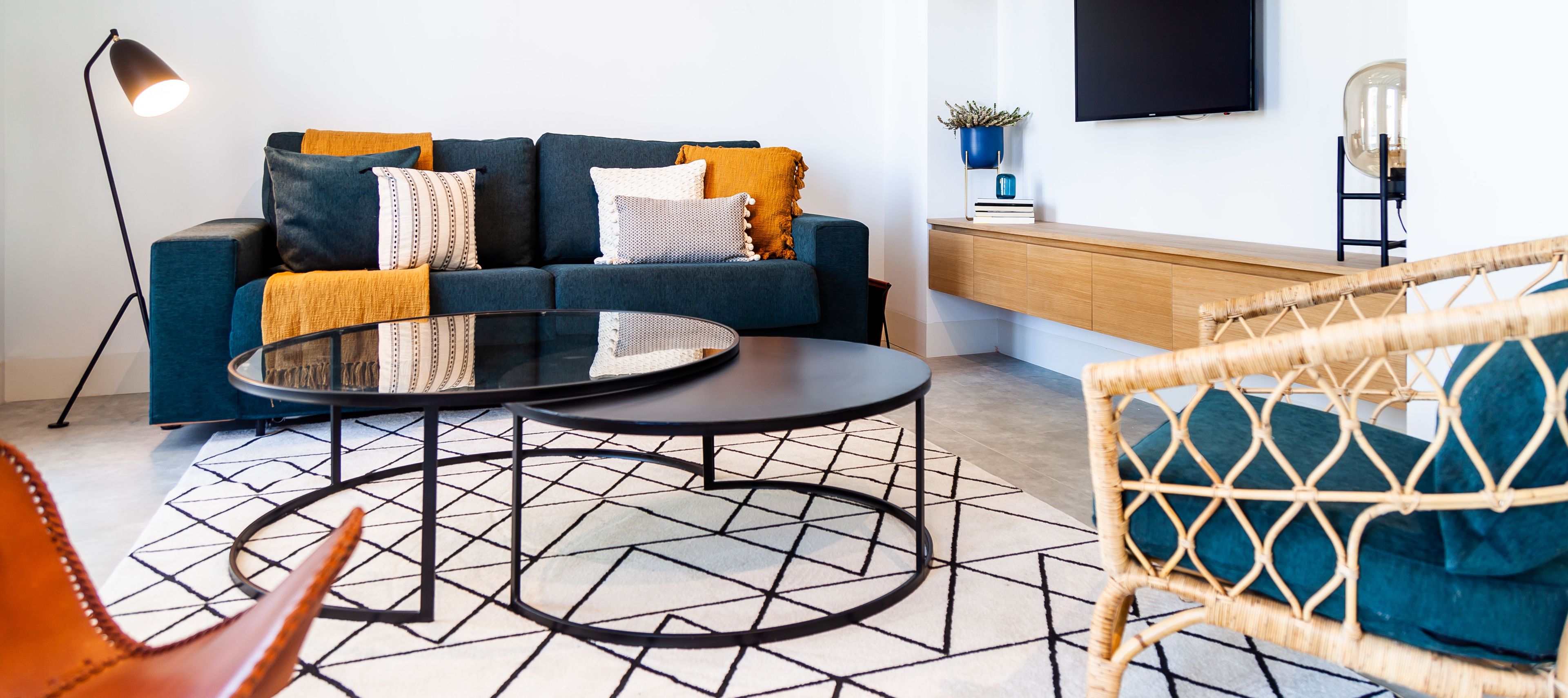 Penthouse, 2 Bedrooms, Balcony, Park View | Living room