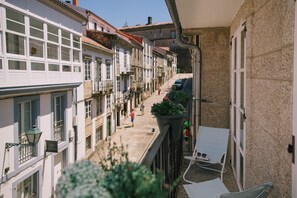 Apartament urbà, 1 dormitori, balcó, vistes al jardí | Balcó