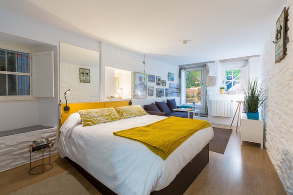 City Studio, Terrace, Garden View | Individually decorated, individually furnished, laptop workspace