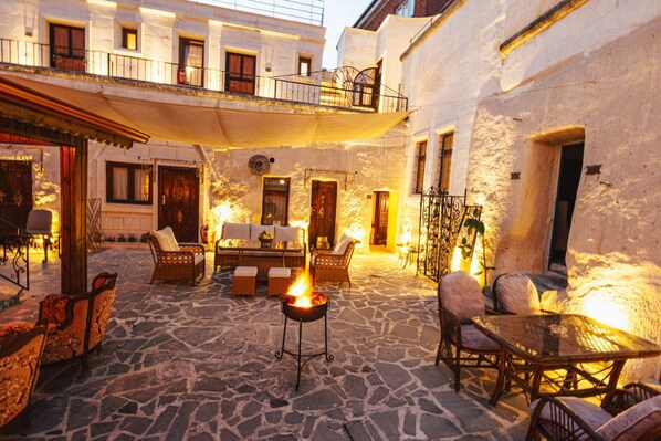 Exterior - Young Cave (Ürgüp)