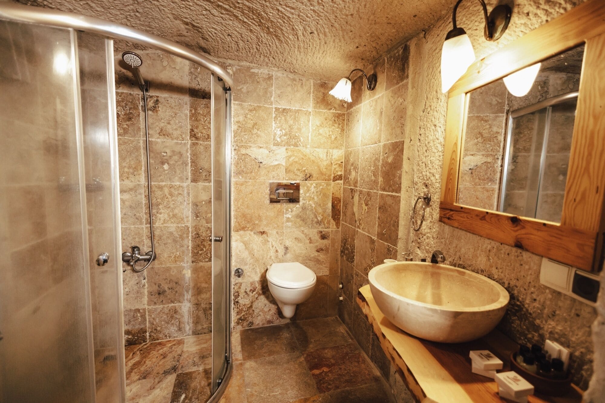 Ducha, cabezal de ducha tipo lluvia, artículos de tocador de diseñador