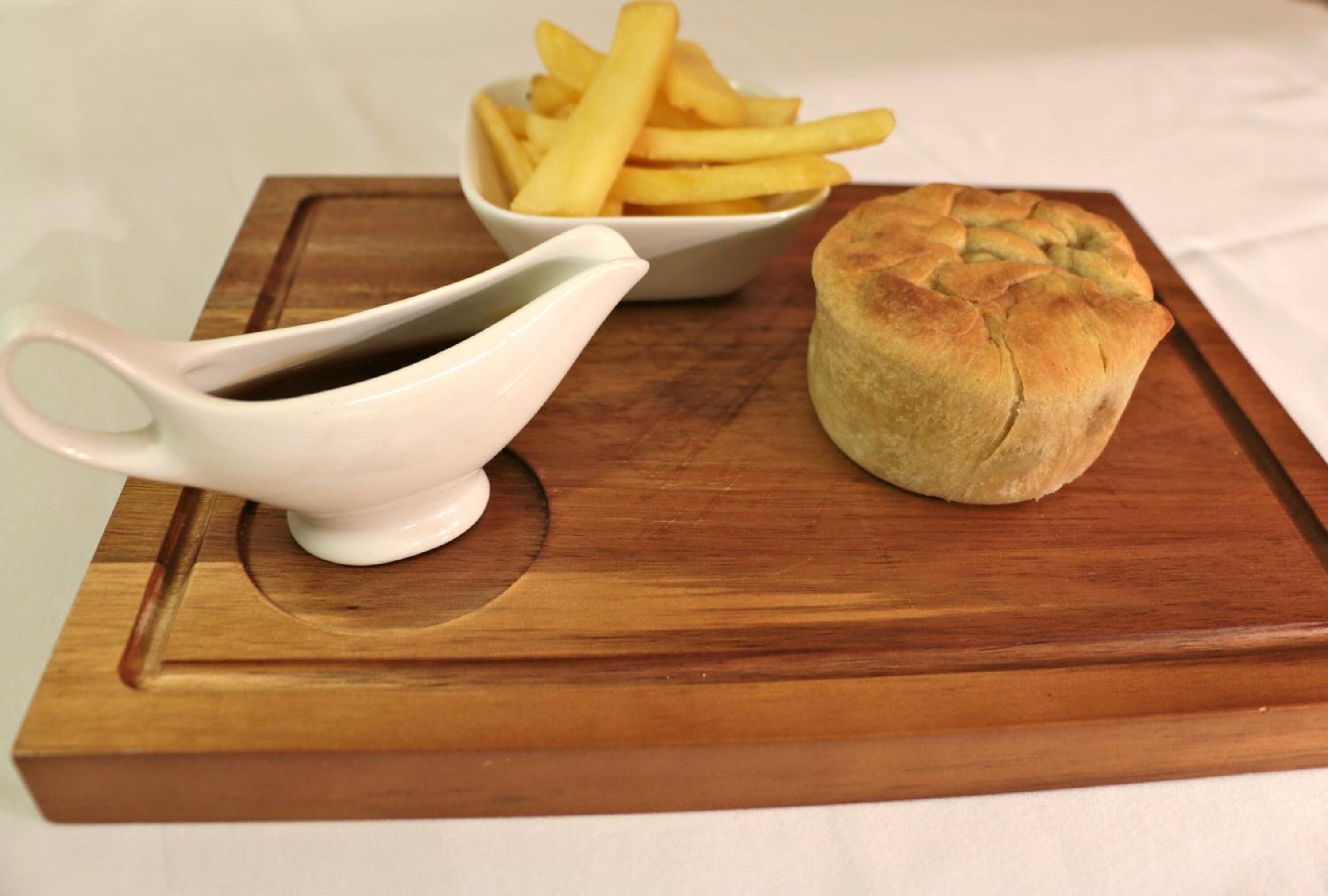 breakfast, lunch, dinner served; british cuisine