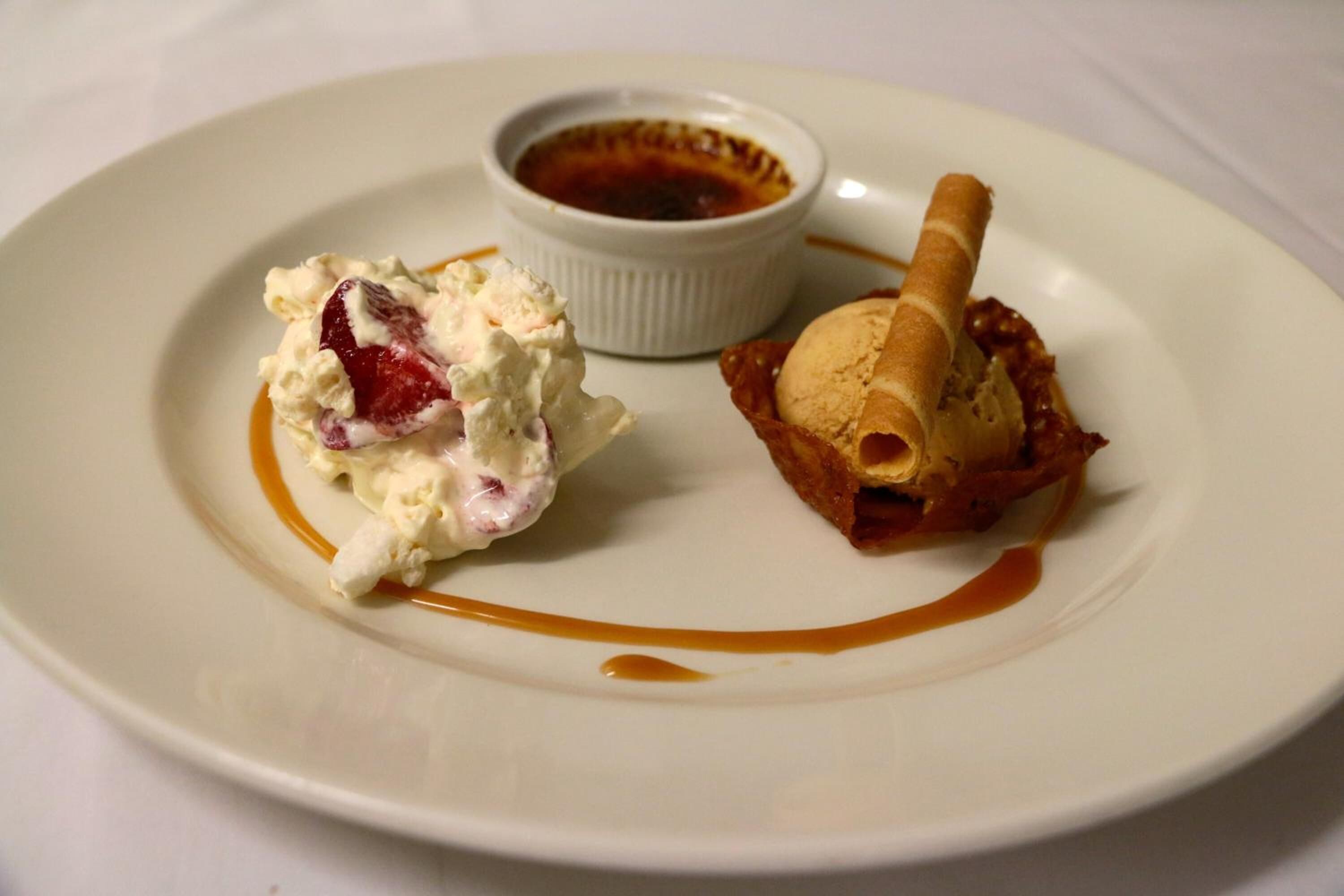 breakfast, lunch, dinner served; british cuisine