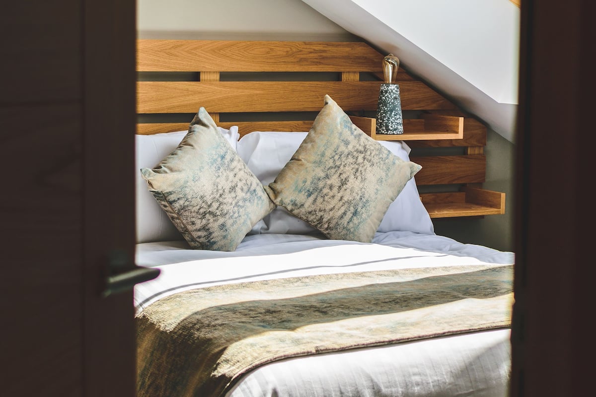 city apartment, multiple beds, city view | 1 bedroom, memory-foam beds, individually decorated