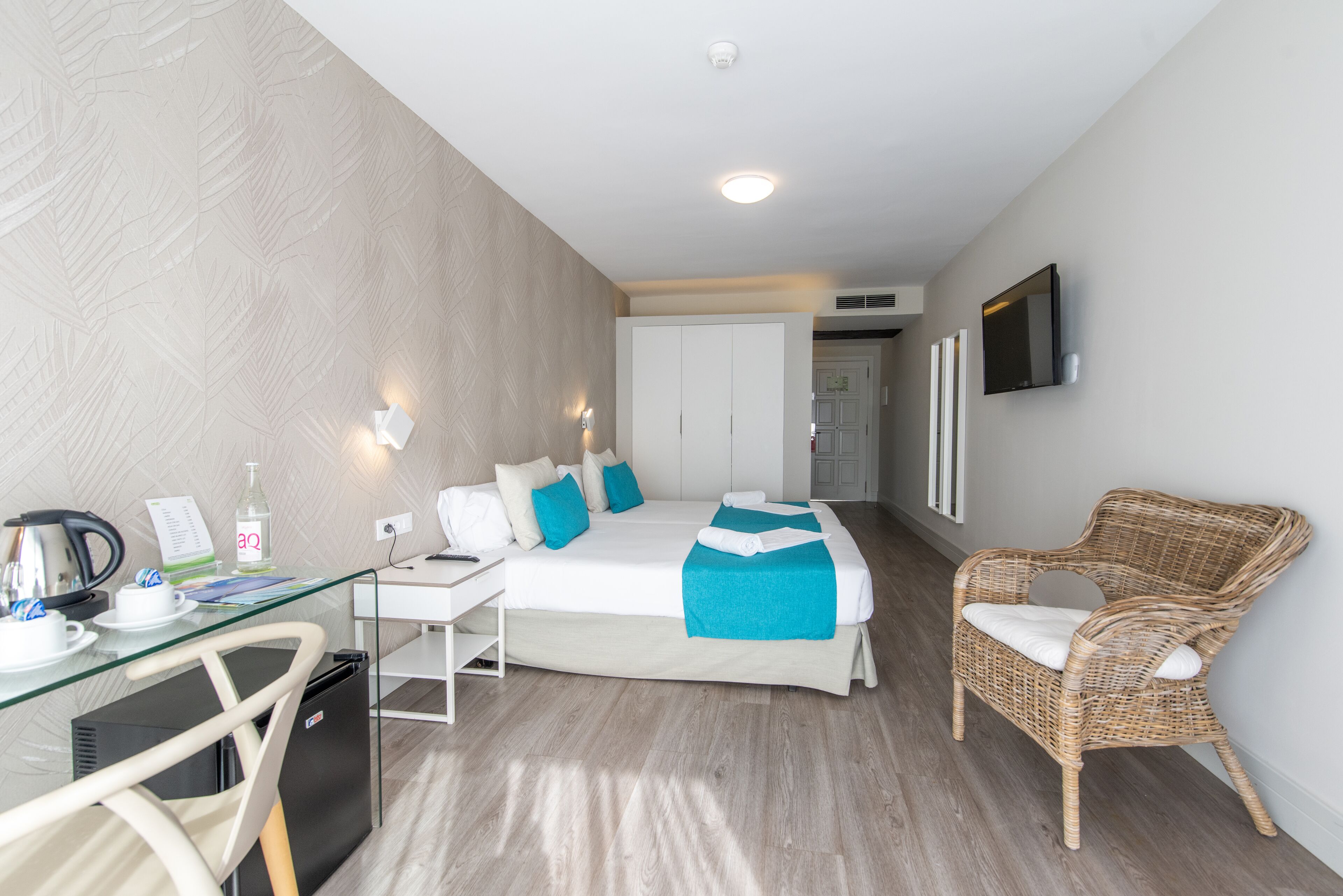 standard double room single use | 1 bedroom, blackout curtains, iron/ironing board, free wifi