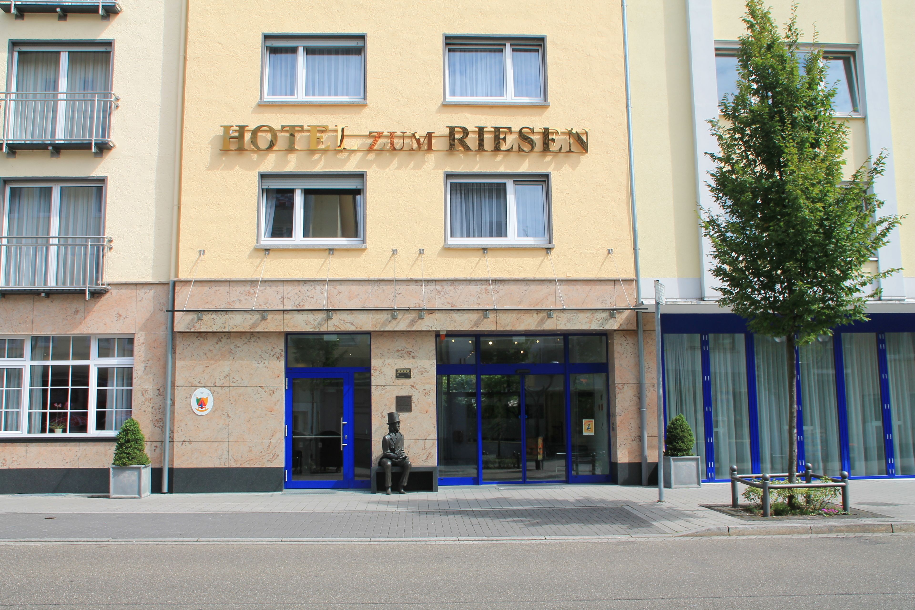 twin room | in-room safe, desk, soundproofing, free cots/infant beds