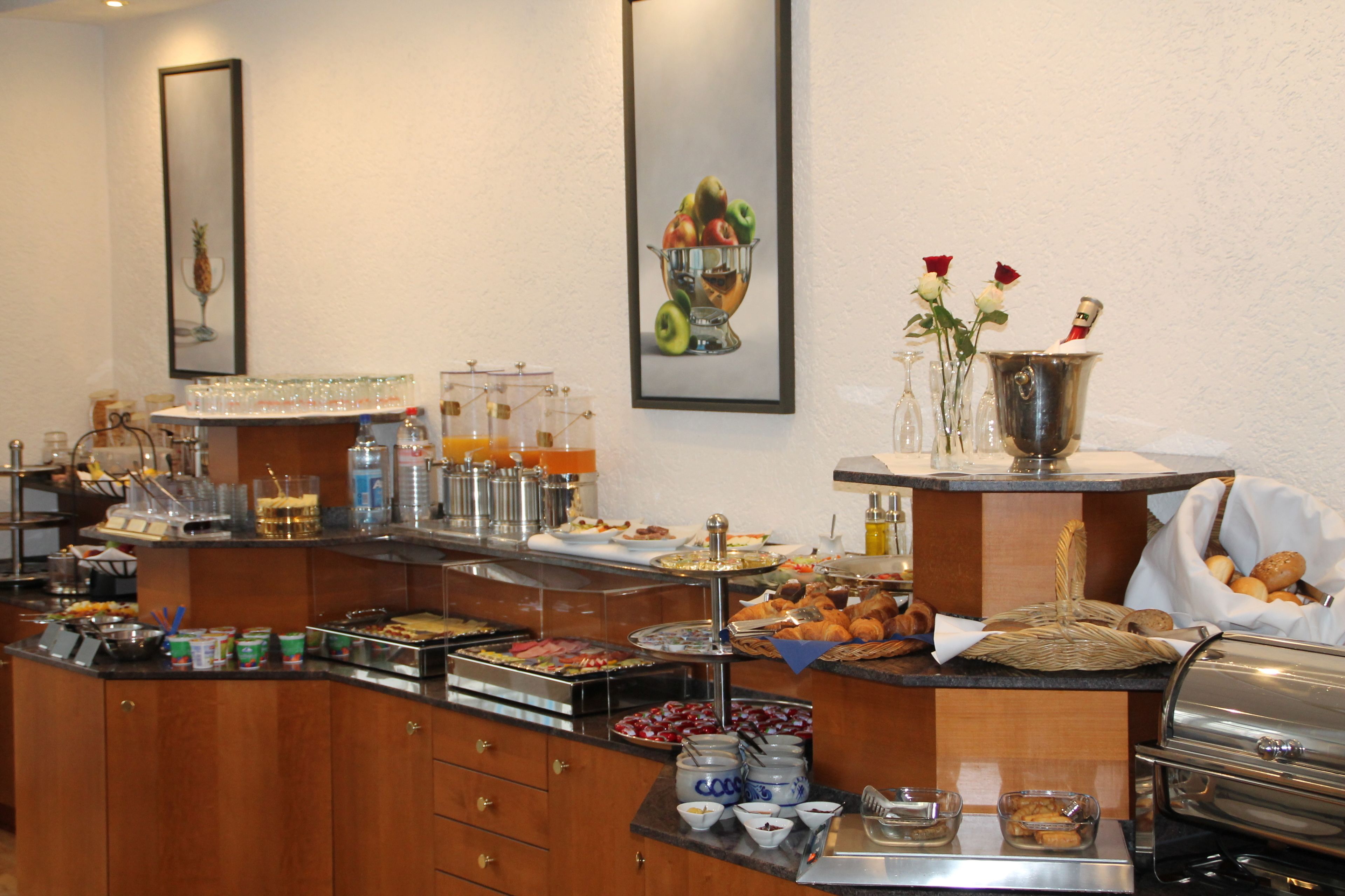 daily buffet breakfast (eur 17 per person)