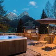 X Alp Hotel