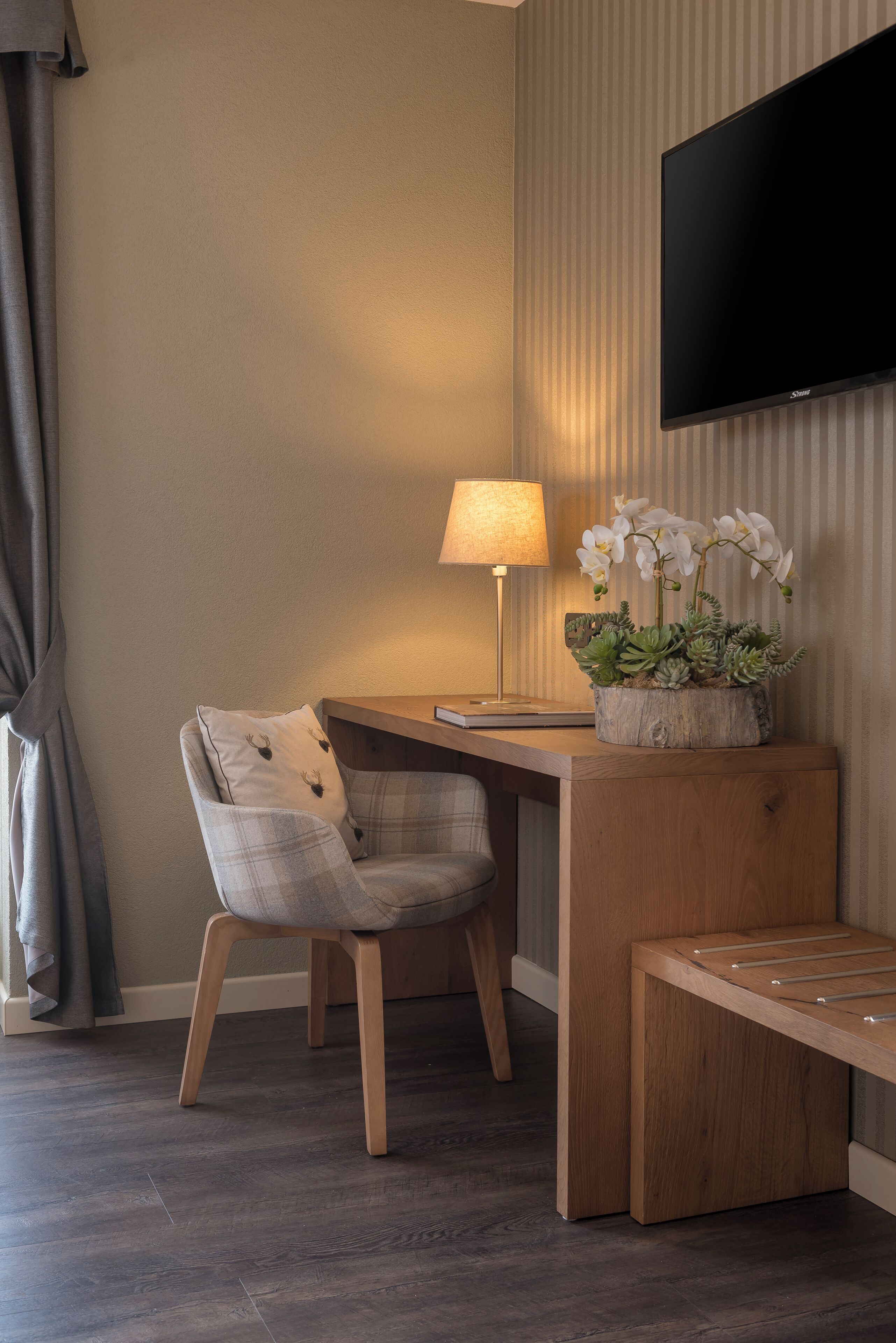 suite | premium bedding, down duvets, minibar, in-room safe