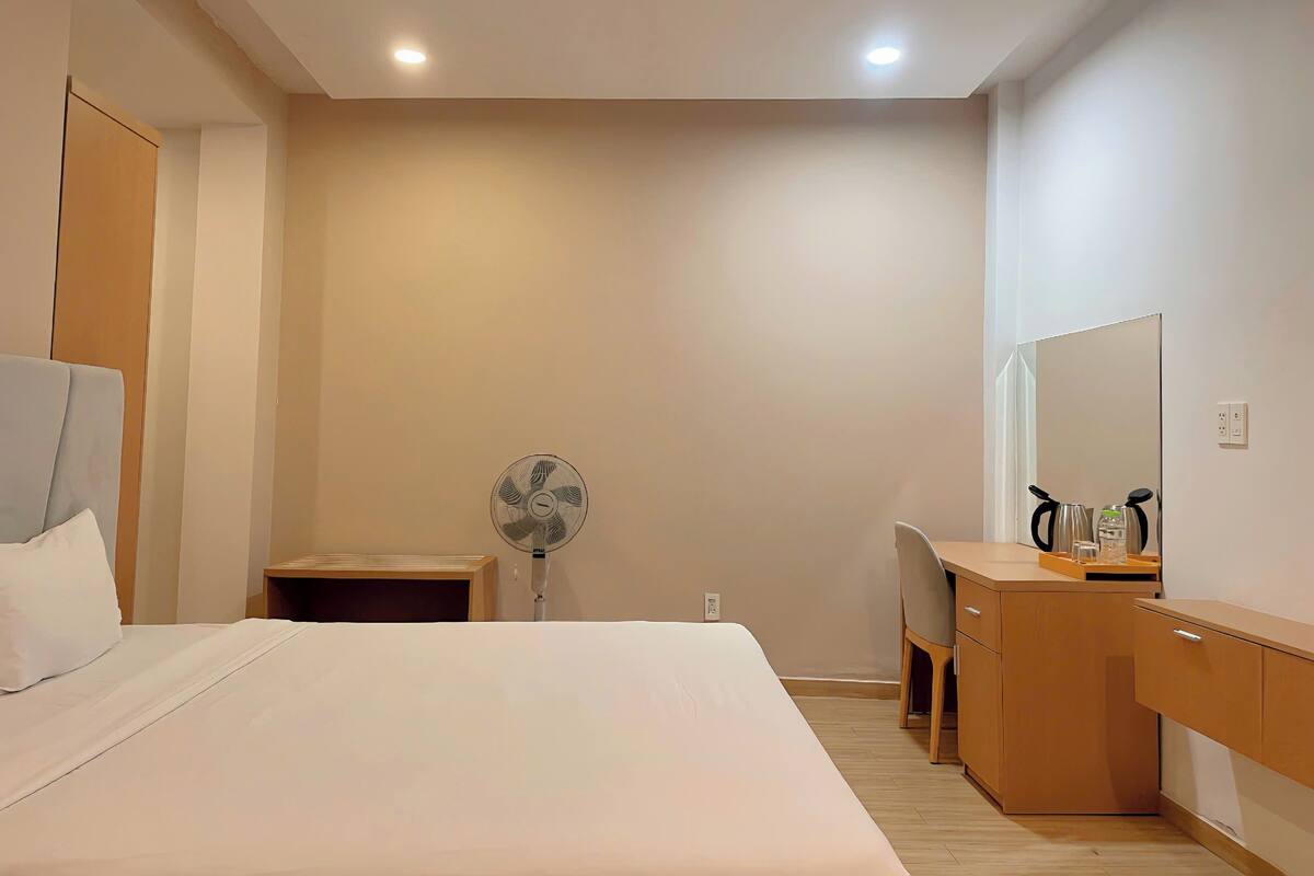 Premium bedding, pillowtop beds, individually decorated