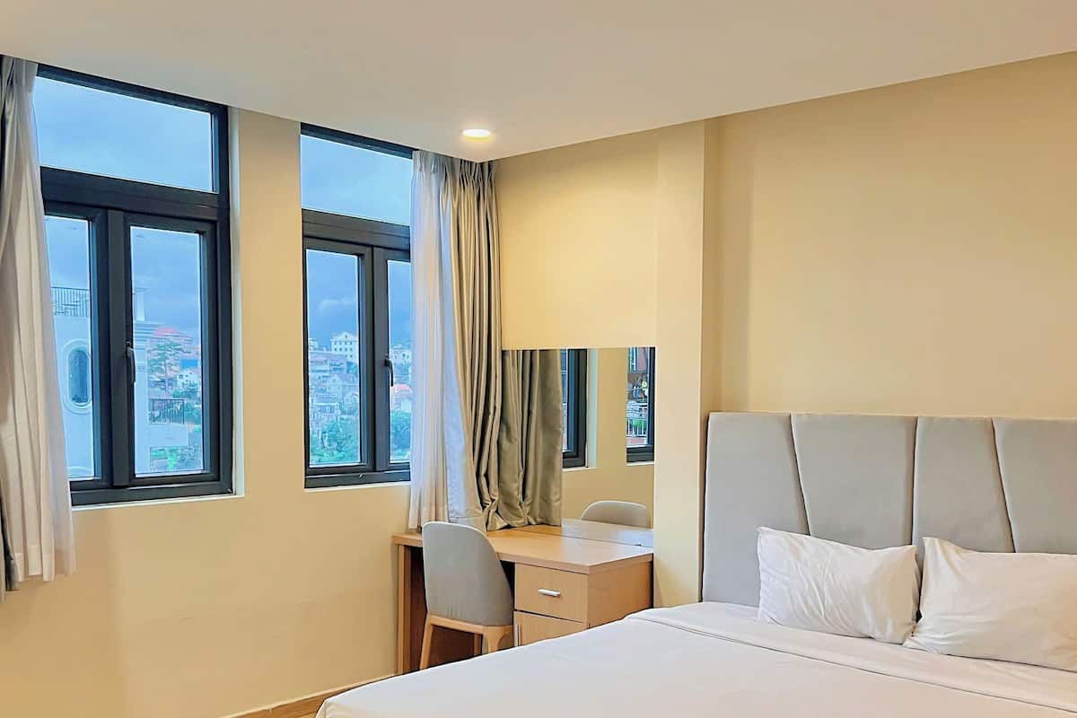 Premium bedding, pillowtop beds, individually decorated