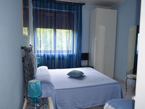 Triple Room, Multiple Beds