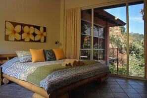 Deluxe Double Room, 1 Queen Bed, Hill View | Free WiFi, bed sheets - Coravida (Quepos)