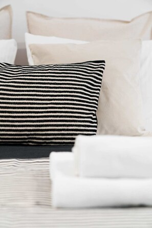 Comfort Apartment (6/35) | 1 bedroom, hypo-allergenic bedding, soundproofing, iron/ironing board - Art Studios - LoftAffair (Kraków)