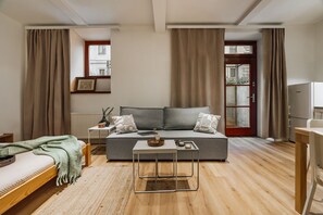 Comfort Apartment | 1 bedroom, hypo-allergenic bedding, soundproofing, iron/ironing board - Art Studios - LoftAffair (Kraków)