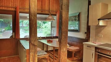 In-room dining