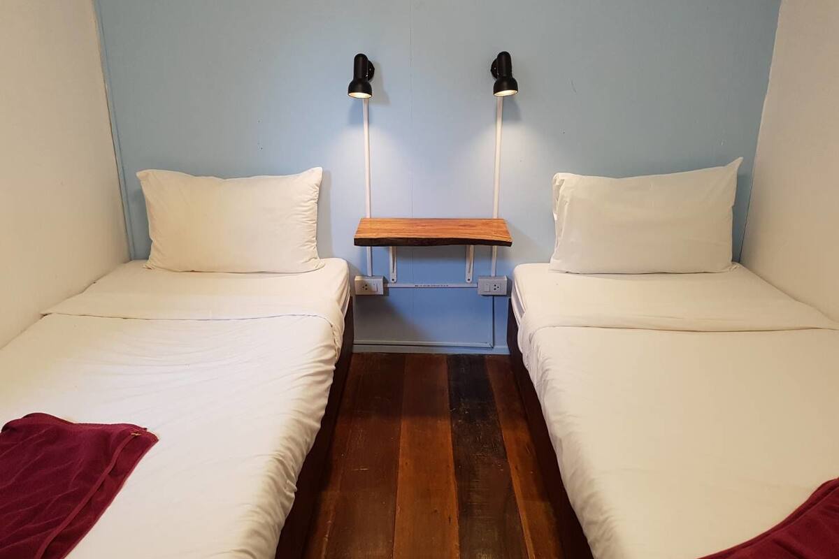 Standard Twin Room, 2 Twin Beds | Hypo-allergenic bedding, blackout drapes, free WiFi, bed sheets