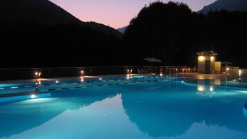 Outdoor pool, open 10:00 AM to 8:00 PM, pool umbrellas, sun loungers