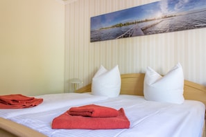 Casa | 1 quarto, Wi-Fi de cortesia, roupa de cama