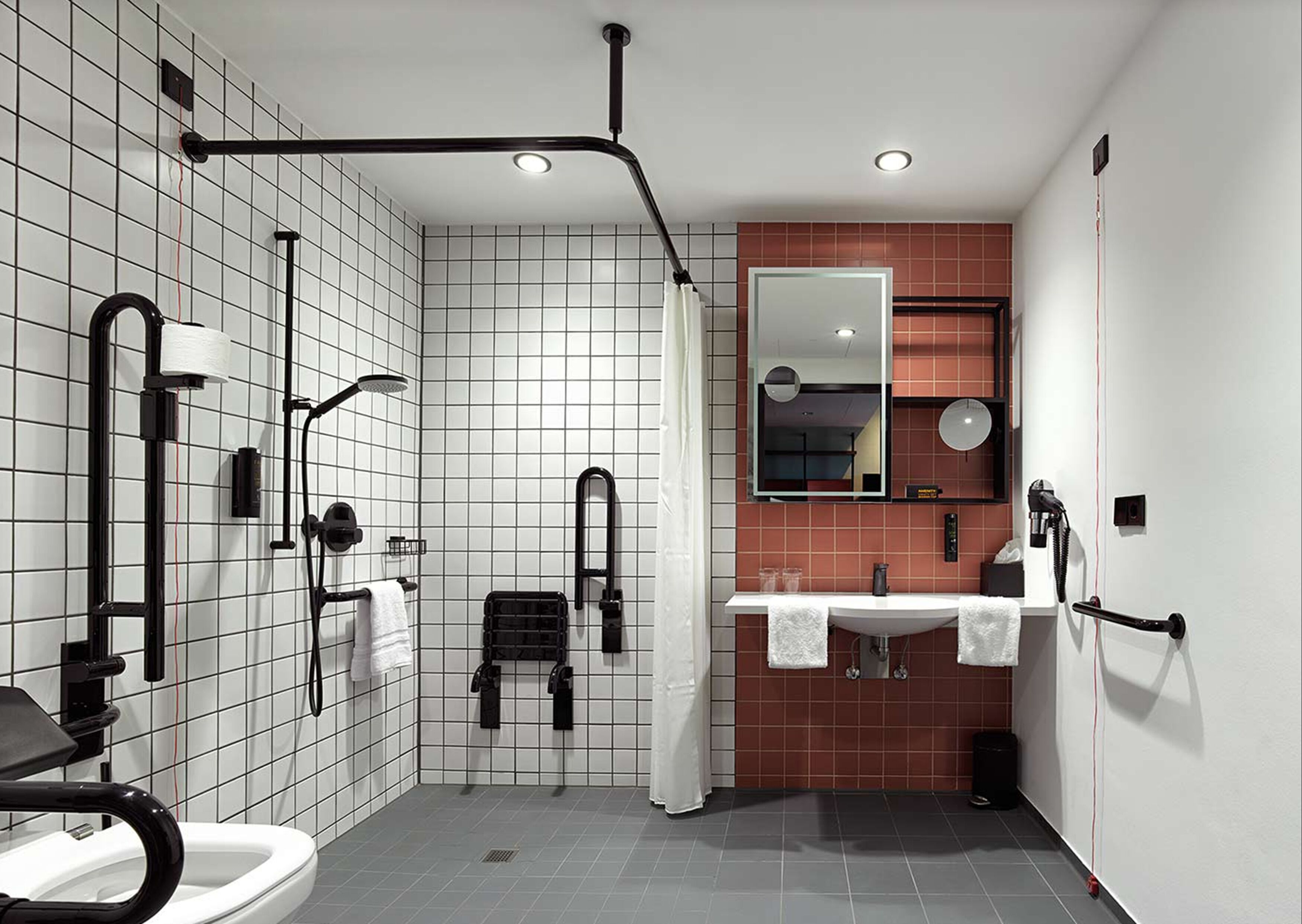 comfort double room | bathroom | free toiletries, hair dryer, towels, soap