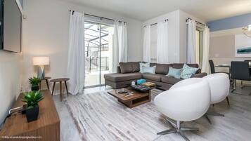 Townhome, 4 Bedrooms | Living area