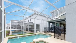 Huis, 5 slaapkamers | Binnenzwembad