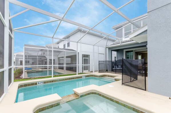 House, 5 Bedrooms | Indoor pool | Outdoor pool