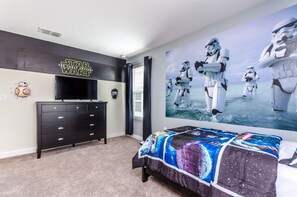House, 5 Bedrooms | Children's theme room