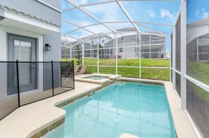 House, 5 Bedrooms | Indoor pool