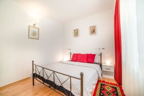 Apartment, Multiple Beds | Iron/ironing board, cots/infant beds, free WiFi, bed sheets