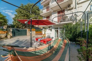 Appartement, plusieurs lits | Balcon