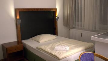 Skrivebord, lydisolering, gratis Wi-Fi, sengetøj