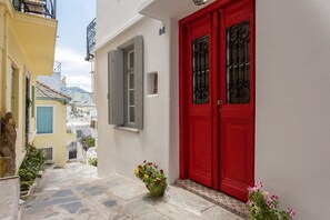 Villa – deluxe | Individuelt dekorert, individuelt innredet og skrivebord