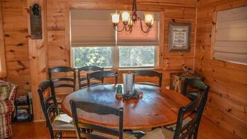 House | In-room dining