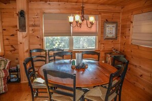 House | In-room dining